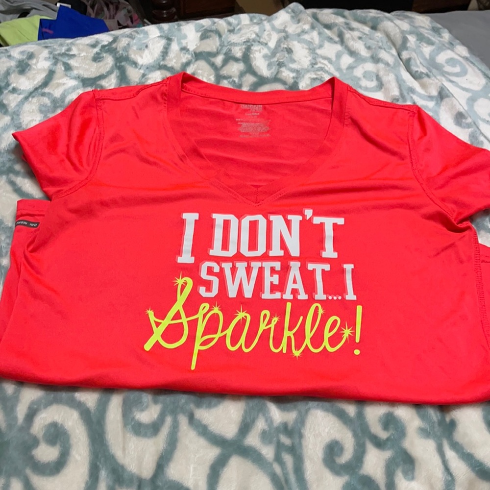 Silky work out shirt .